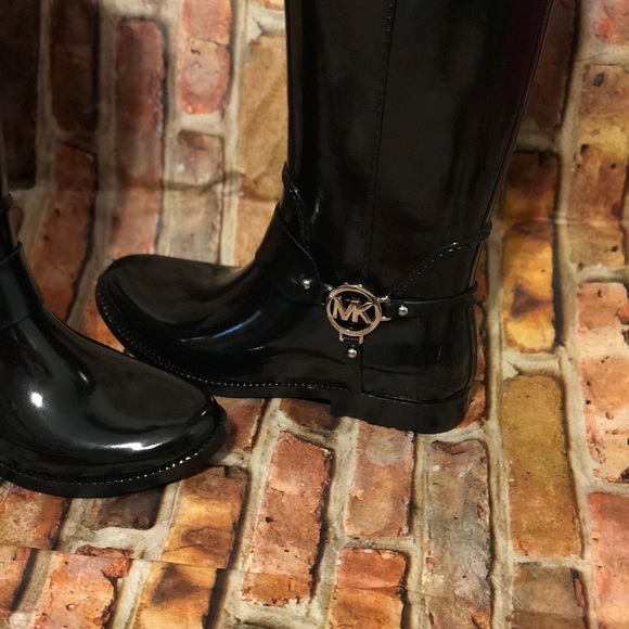 Michael Kors Fulton Harness Tall Rain Boots - Picture 6 of 6
